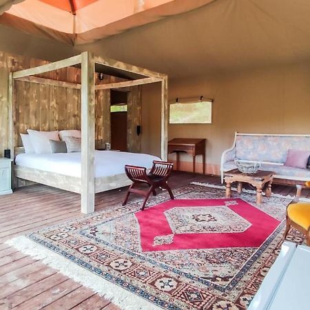 Отель Orbis Boussagues La Tour-sur-Orb Экстерьер фото